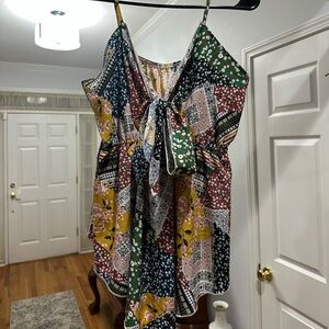SHEIN Multicolor Floral Patchwork Top! 🤎💚 Best Offer Accepted!